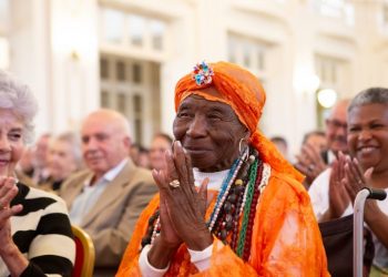 Morre Dona Orlanda, mestra de cultura popular, aos 96 anos