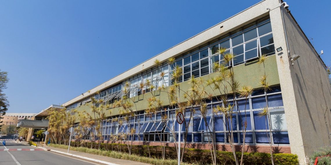 Gratuito: PUC Poços oferece curso de extensão para pessoas com mais de 50 anos