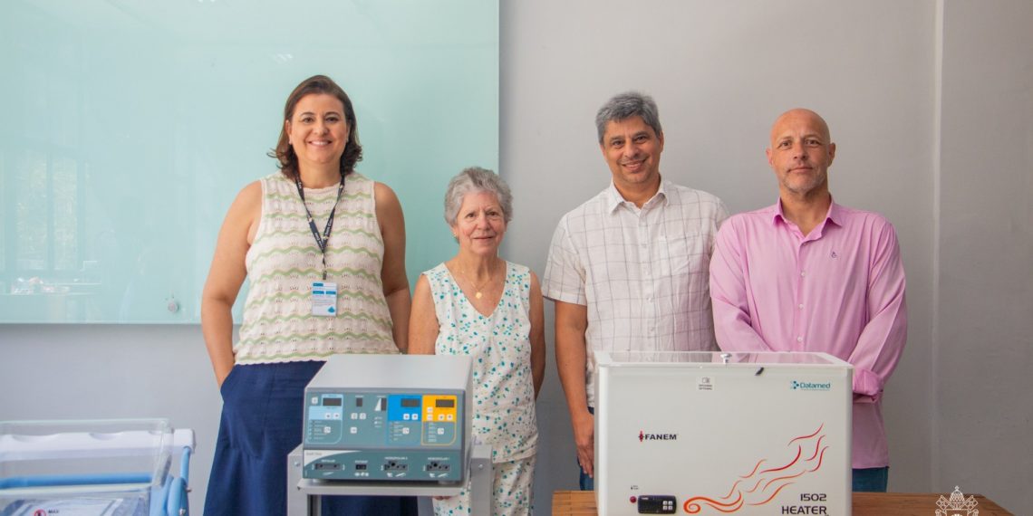Santa Casa recebe doação de equipamentos da PUC Poços