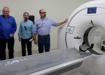 Vice-governador faz vistoria na Santa Casa de Ouro Fino