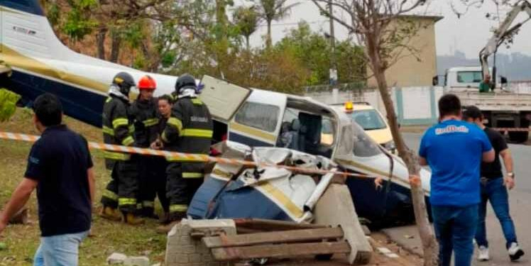 Avião de Poços de Caldas sofre acidente em Bragança Paulista