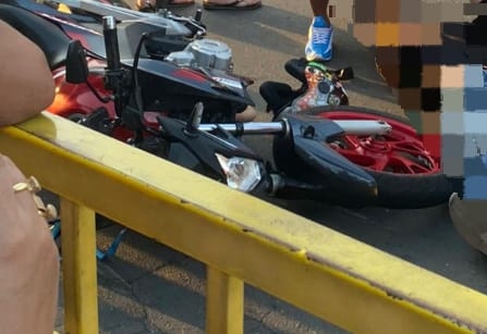 Motociclista fica ferido após sofrer acidente no centro de Poços de Caldas