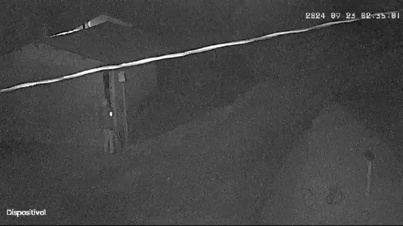 VÍDEO: câmeras de segurança filmam furto em Andradas