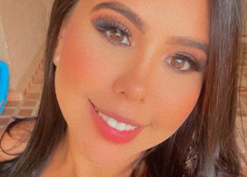 Passageira morre após carro bater contra poste em Vargem Grande do Sul