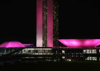 Outubro Rosa: Campanha de prevenção ao câncer de mama