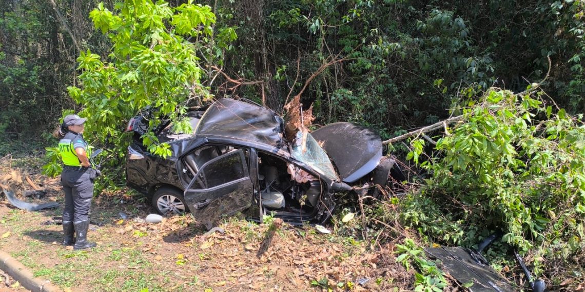 Duas pessoas ficam feridas em acidente na zona oeste de Poços de Caldas 