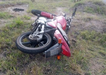 Adolescente flagrado conduzindo moto é apreendido com drogas em Poços de Caldas 