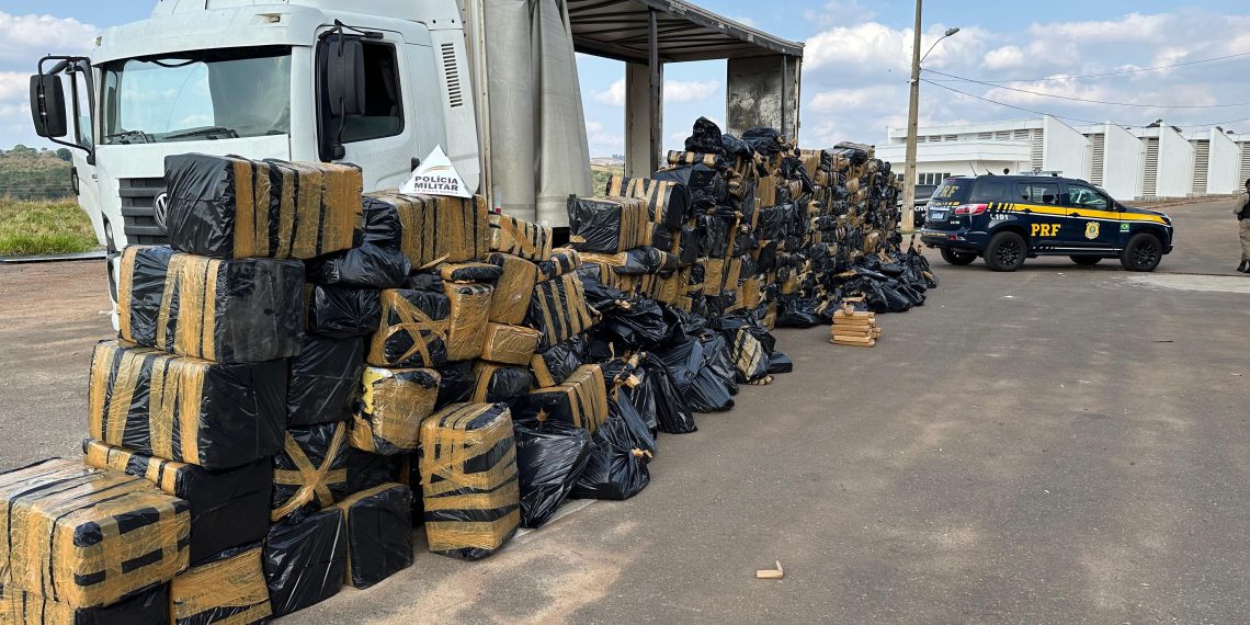 11 toneladas de maconha são apreendidas em Varginha