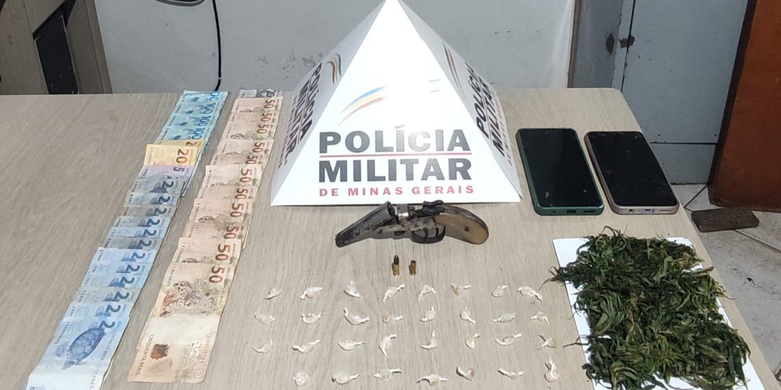 Homem é preso e adolescente é apreendido por suspeita de tráfico de drogas em Cabo Verde
