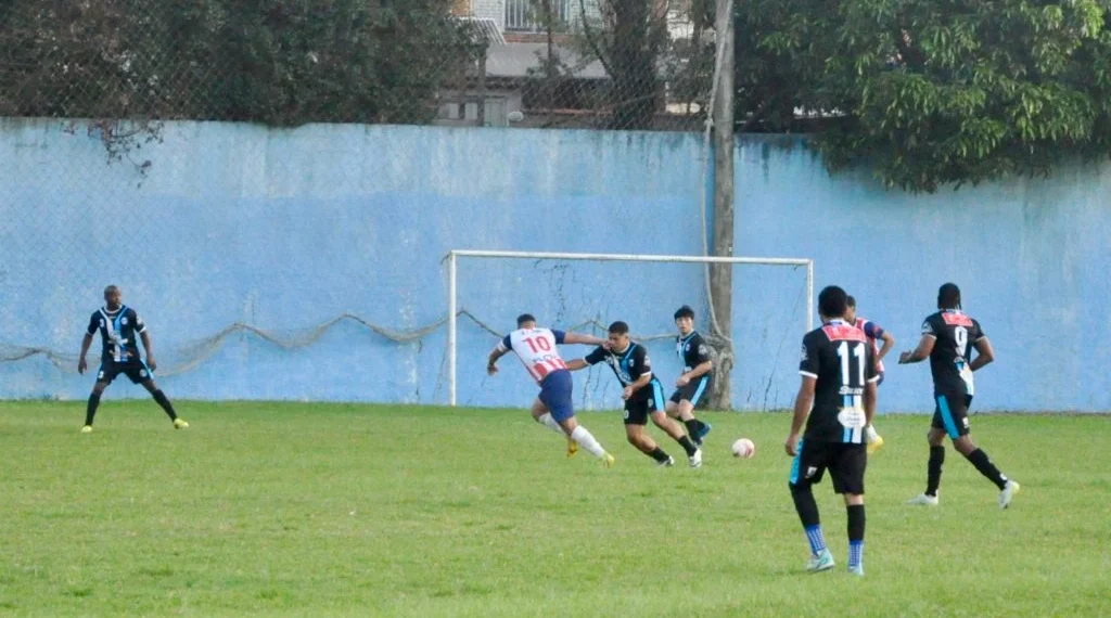 Série B: Campeonato de Futebol Amador de Poços, confira o local dos jogos