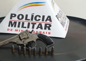 PM apreende revólver em loja em Poços de Caldas