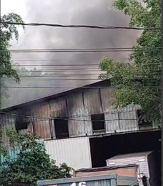 Incêndio atinge cooperativa de reciclagem em Poços de Caldas