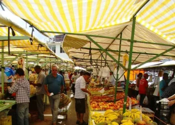 Feiras livres de Poços de Caldas tem vagas abertas para novos feirantes