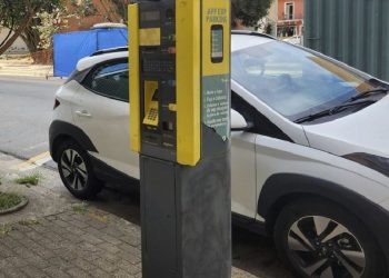 Câmara Municipal aprova suspensão de contrato com empresa de estacionamento rotativo em Poços de Caldas