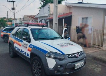 “Operação Força Total” apreende adolescente e multa carros em Andradas