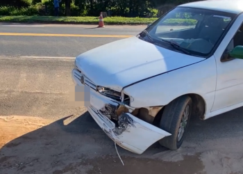 Acidente entre três carros deixa duas pessoas mortas na rodovia SP-344