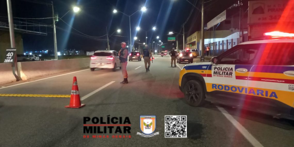 Polícia Militar autua 30 motoristas e remove 7 veículos em Festa do Peão em Pouso Alegre