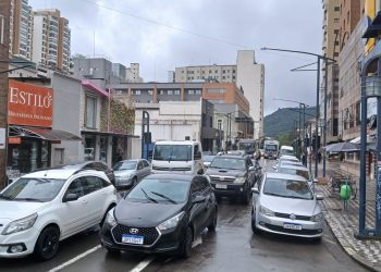 Protesto: Motoristas anunciam desligamento de aplicativos nacionais em Poços