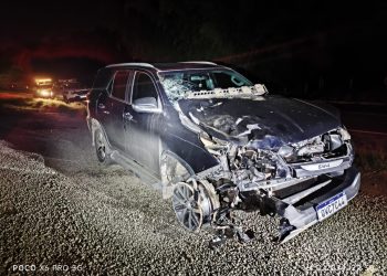 Carro bate na traseira de moto e motociclista morre em Ouro Fino