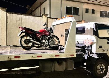 Polícia Militar apreende motocicleta com irregularidades em Poços de Caldas