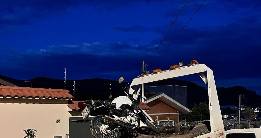 Polícia Militar apreende adolescente por direção perigosa em Poços de Caldas