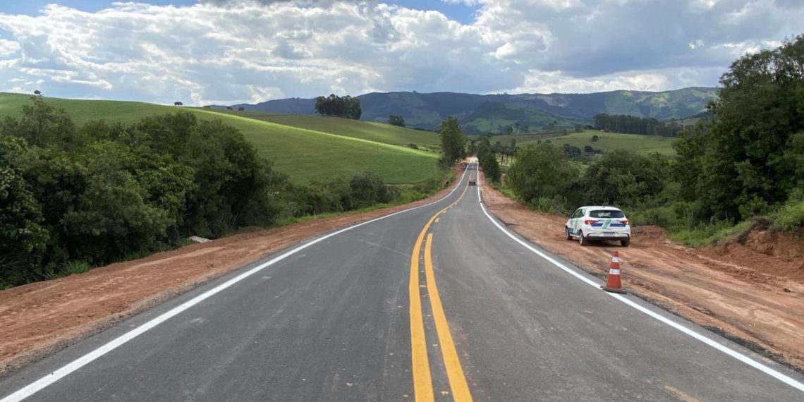 Concessionária finaliza obras na MG-455 em Santa Rita de Caldas