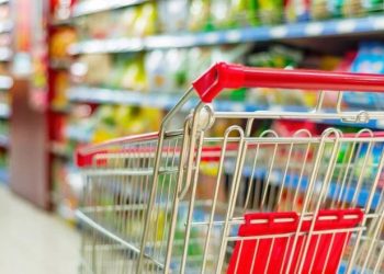 Itens da cesta básica ficam mais baratos em outubro em Poços, aponta Procon