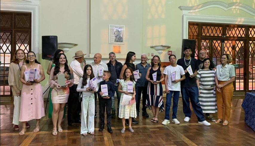 Conheça os vencedores do Concurso Municipal de Poesias 2024 de Poços de Caldas