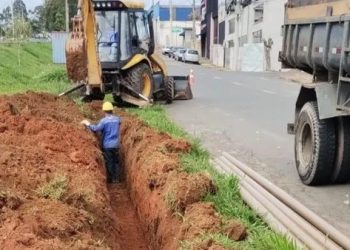 DMAE realiza obra para melhorar o abastecimento no Jardim Kennedy I