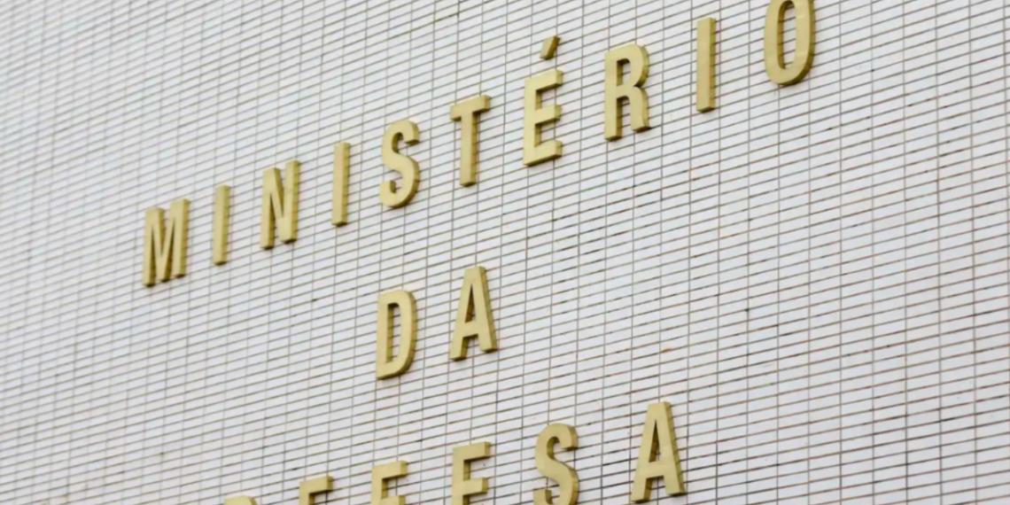 Mulheres poderão se alistar nas Forças Armadas a partir de janeiro