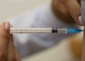 Governo de Minas intensifica vacinação contra a coqueluche em todo o estado