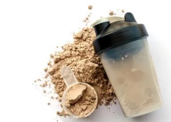 48 marcas de whey protein não podem ser mais vendidas em sites; confira