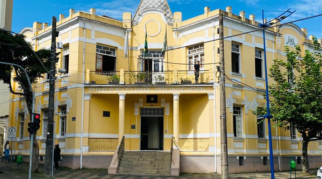 Entrega do prédio da Prefeitura de Poços de Caldas ao Conservatório Musical acontece neste domingo, dia 29
