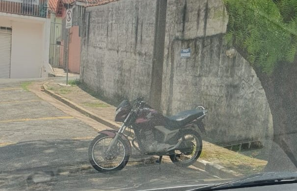 PM prende suspeito com motocicleta furtada em Poços de Caldas