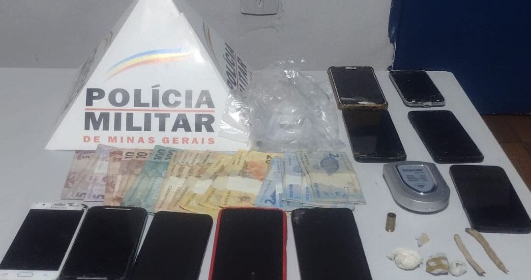 Polícia Militar de Bandeira do Sul prende suspeitos de tráfico de drogas e receptação