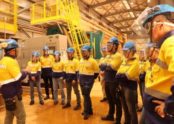 Ministério de Minas e Energia conhece os projetos de descarbonização da Alcoa