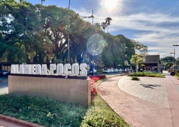 Natal: Corais se apresentam na Alameda Poços nesta quarta (18/12)