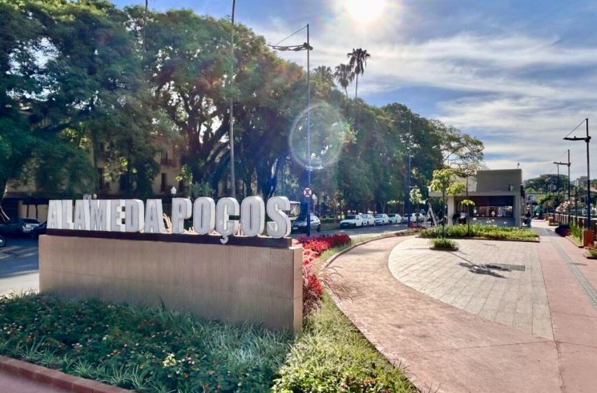 Natal: Corais se apresentam na Alameda Poços nesta quarta (18/12)