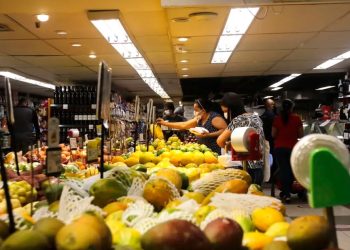 Ceia de Natal fica 10% mais cara neste ano