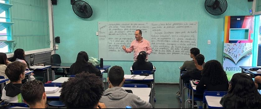 Matrícula na rede de ensino de Minas começa nesta quarta-feira (18/12)