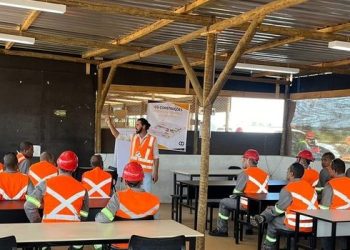 Detentos trabalham na construção do novo Presídio no sul de Minas