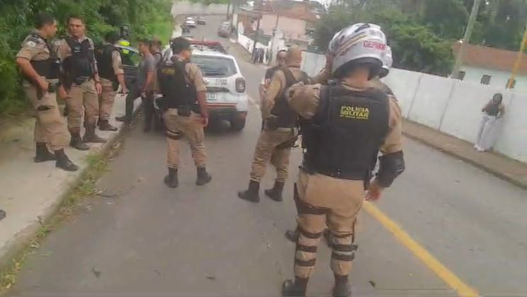 Prisão de foragido movimenta policiais civis, militares e até helicóptero em Poços