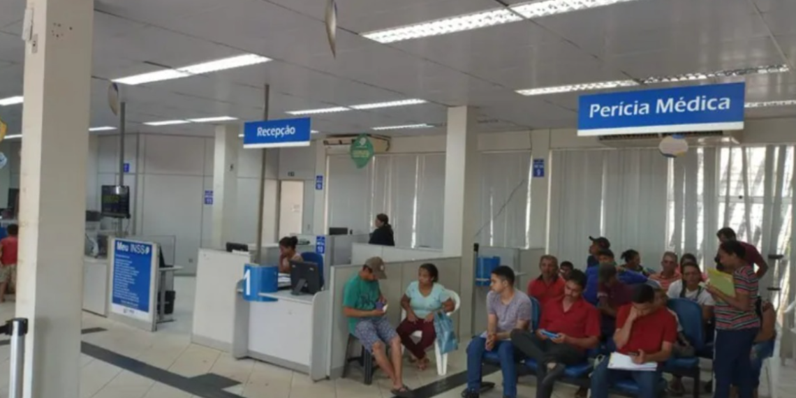 Procon de Poços registra 2 mil reclamações por descontos ilegais no INSS