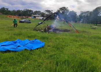 Queda de helicóptero em fazenda deixa três mortos no Sul de Minas