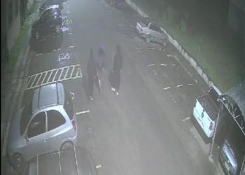 VÍDEO: Demutran recupera carro furtado em estacionamento de condomínio em Poços
