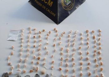 GCM apreende drogas no Parque José Afonso em Poços