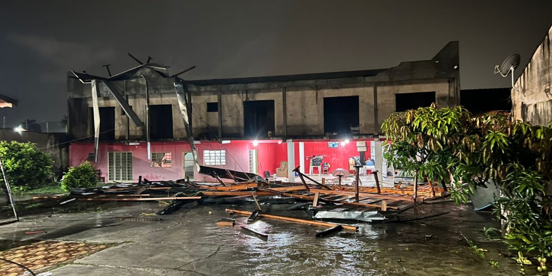 VÍDEO: chuva em Poços provoca transtornos em diversas áreas da cidade