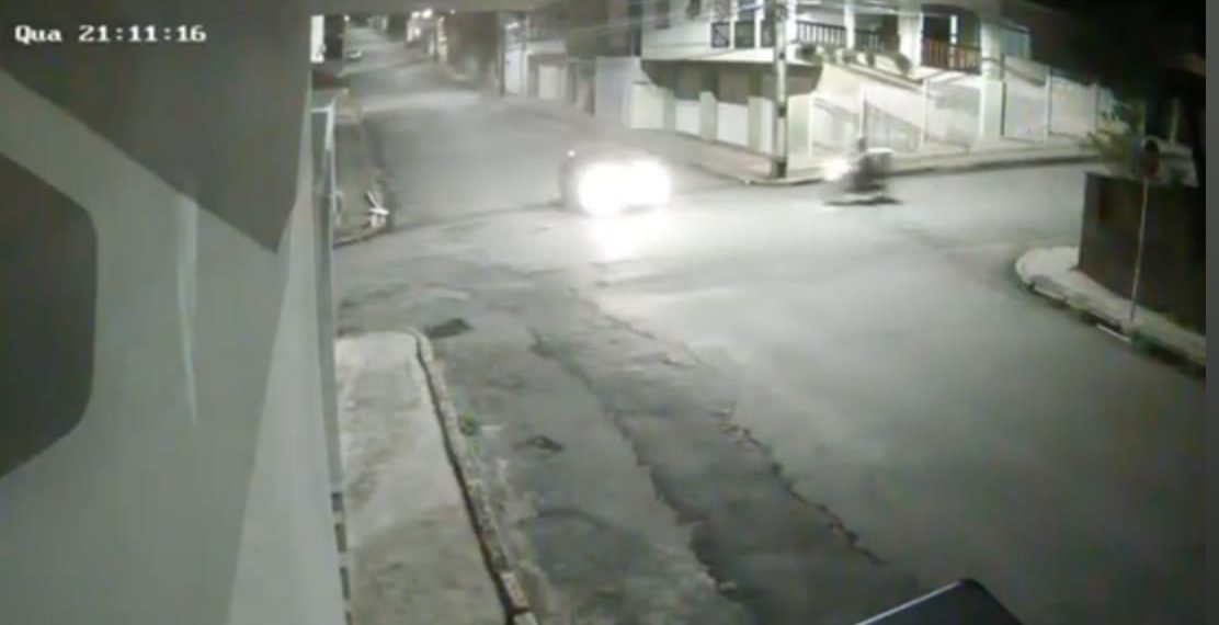 VÍDEO: Motociclista fica em coma depois de bater em um carro em Campestre
