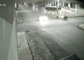 VÍDEO: Motociclista fica em coma depois de bater em um carro em Campestre