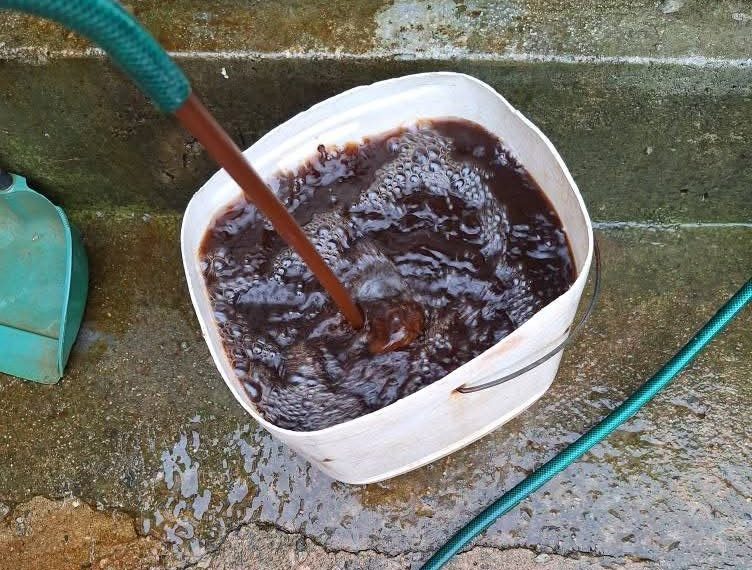 Água “barrenta” gera reclamação de moradores da zona sul de Poços de Caldas